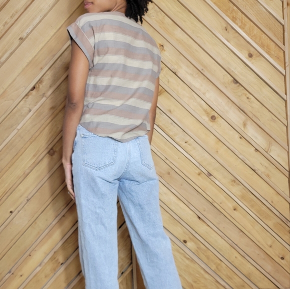 Vintage Boxy Cut Vertical Stripe Top with Cuff Sleeves - Picture 14 of 15